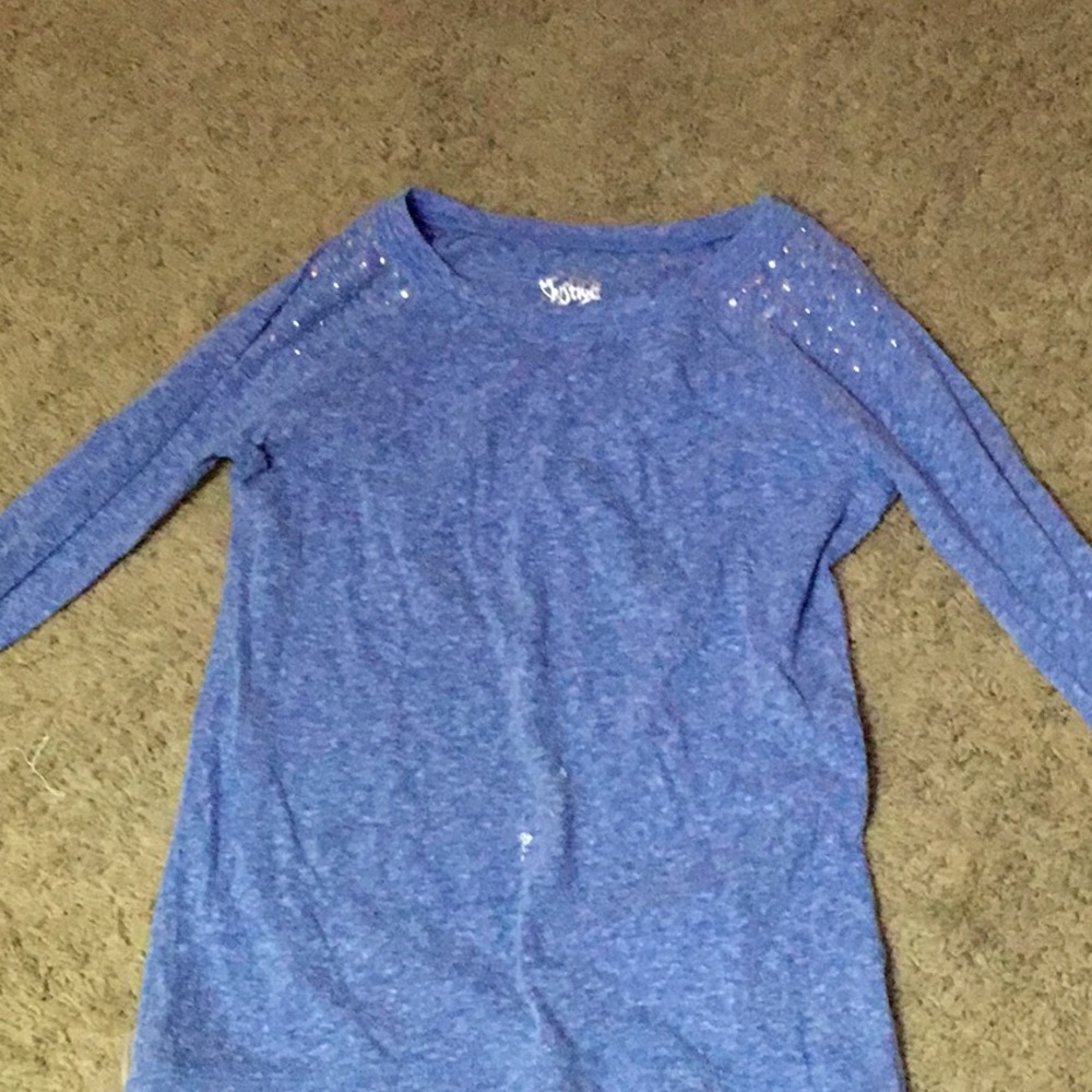 Thin blue sweater
